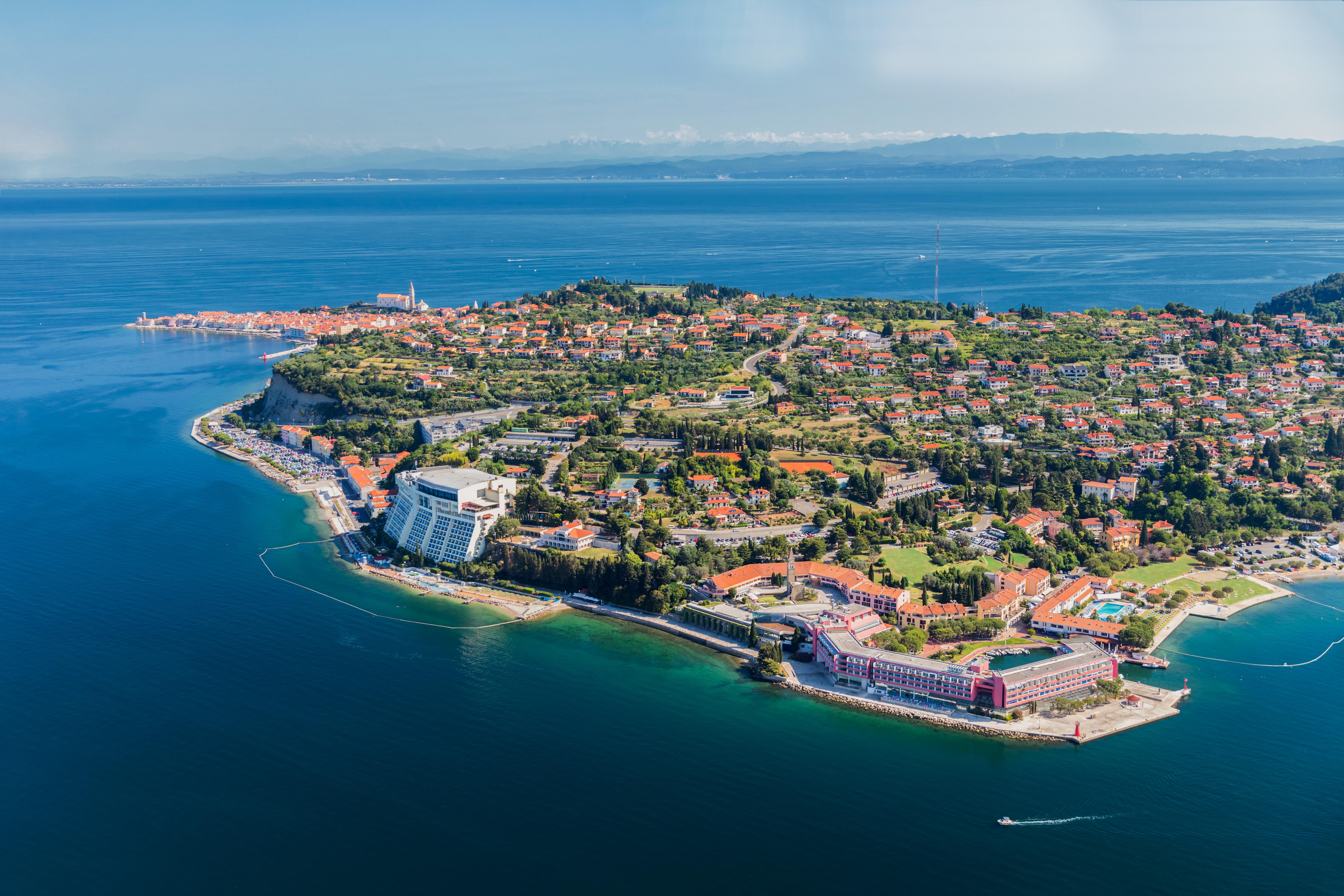 Grand Hotel Bernardin Portoroz Exterior photo Aerial view of the island